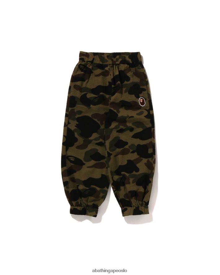 1. camo ballongbukser 6XV6201396 militærgrønn A Bathing Ape barn