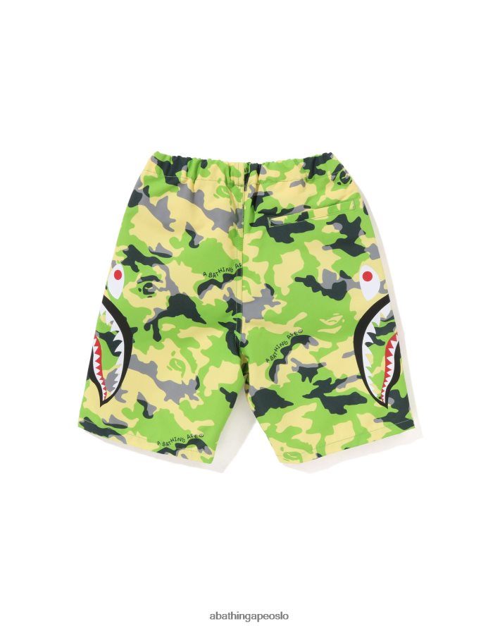 woodland camo side shark strandshorts 6XV6201387 militærgrønn A Bathing Ape barn