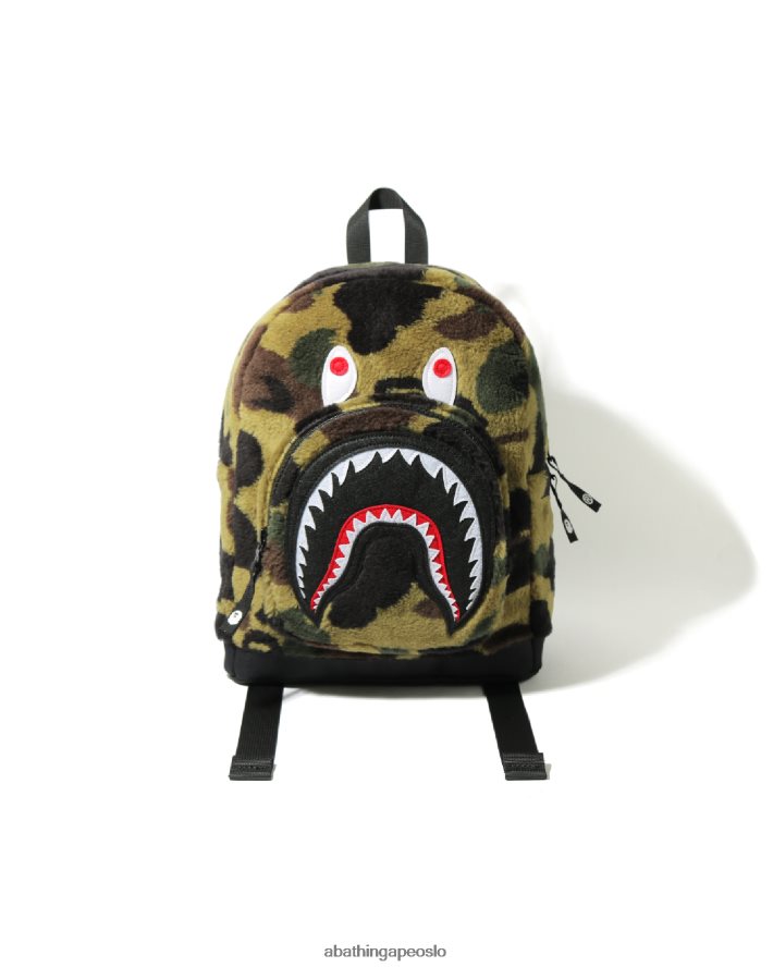 1. camo boa shark daypack 6XV6201797 militærgrønn A Bathing Ape barn
