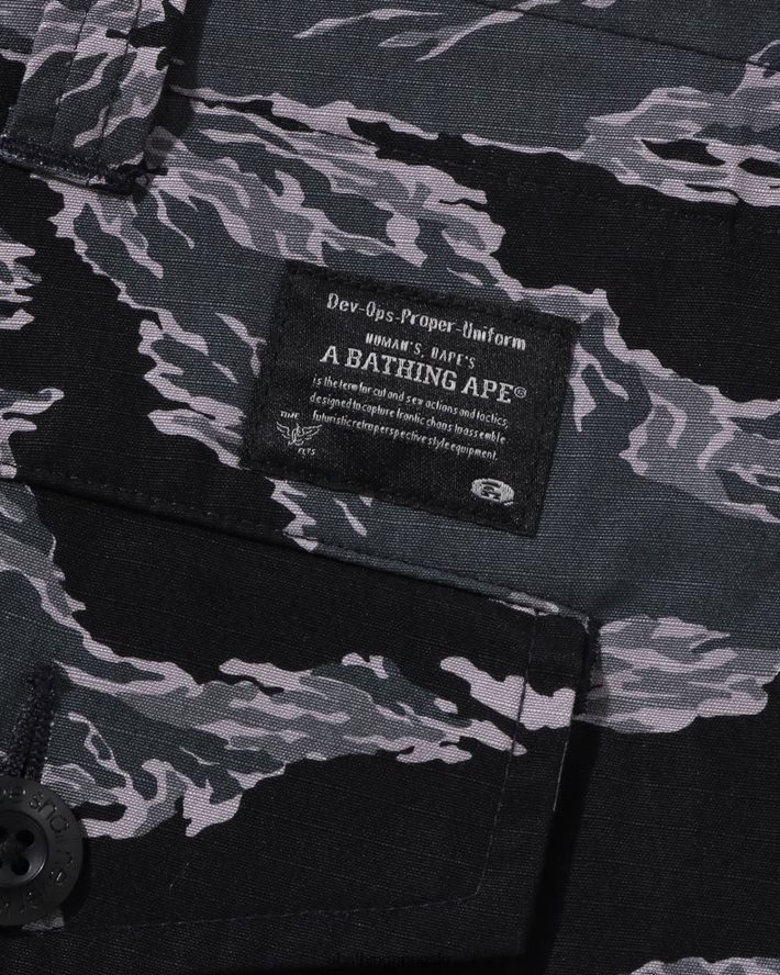 tiger camo militærbukser med avslappet passform 6XV620335 svart A Bathing Ape menn